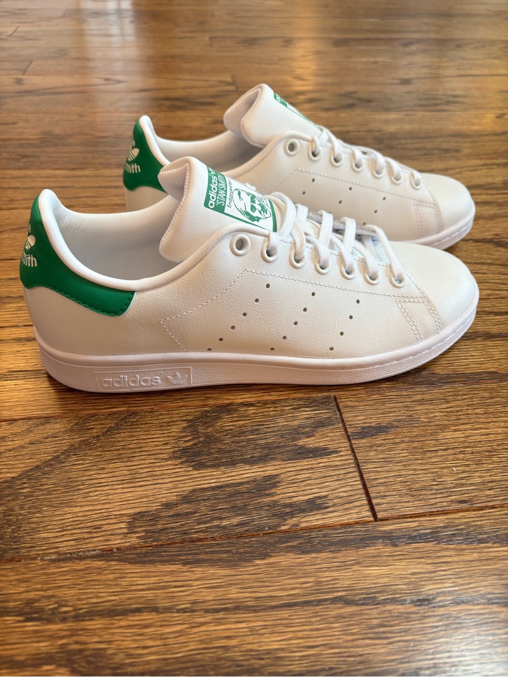 Adidas Stan Smith White Leather Low-Top Sneakers with Green Heel (NWOT)